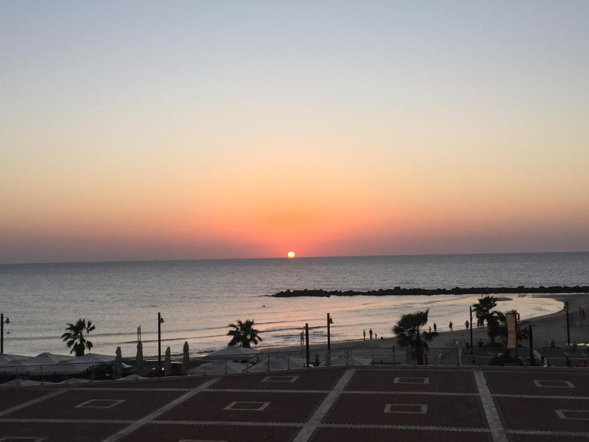 חיפה Suite On The Beach מראה חיצוני תמונה